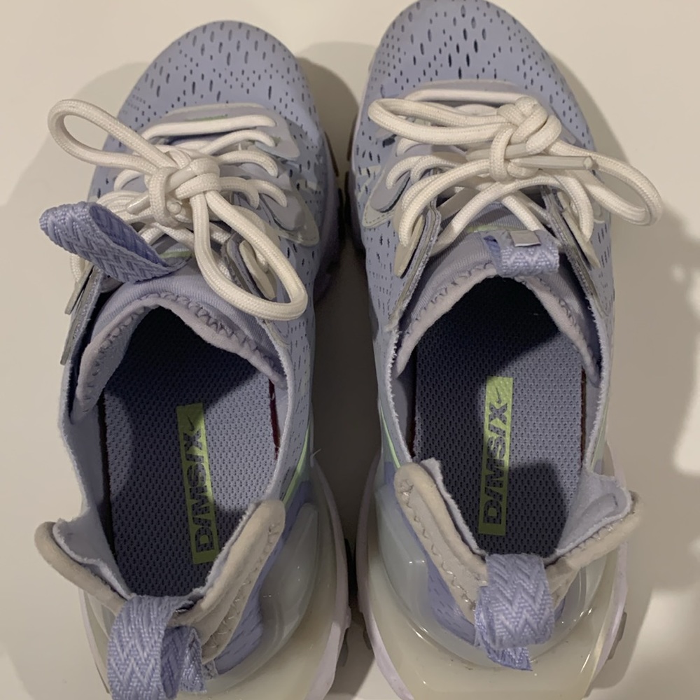 Sneaker - Picture 7 of 8